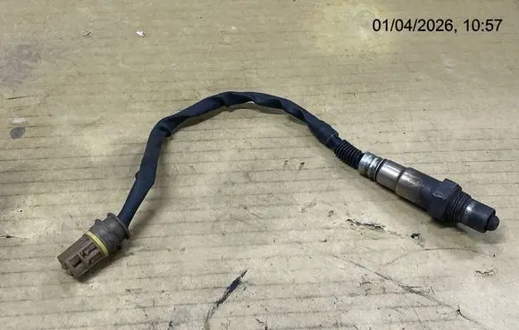 Mercedes-Benz C W203 Lambda probe sensor 0015404617