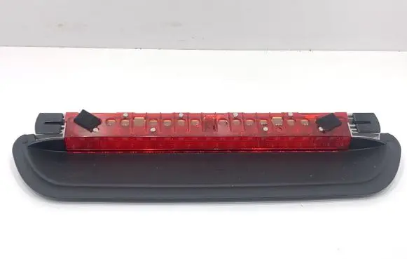 BMW 3 E90 E91 Third/center stoplight 6946614