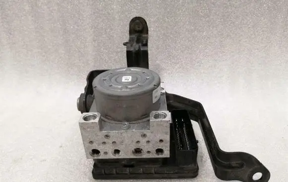 Ford Mustang VI ABS Pump GR3C2C405AB GR3C2C219BC