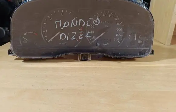 Ford Mondeo MK I Speedometer (instrument cluster) 94BP10C956DB