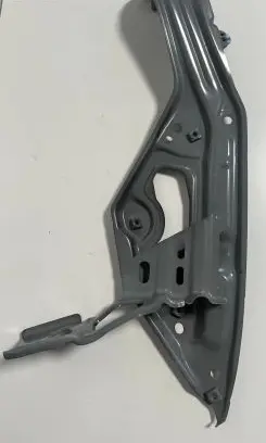 Renault Twingo III Fender mounting bracket 631467520R