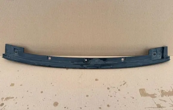 Volvo C40 Radiator trim 32337614