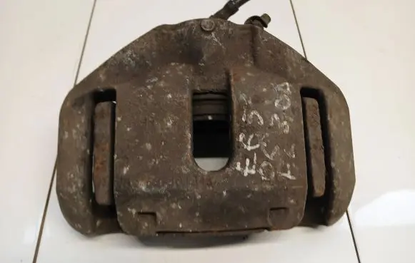 BMW 7 E65 E66 Front brake caliper