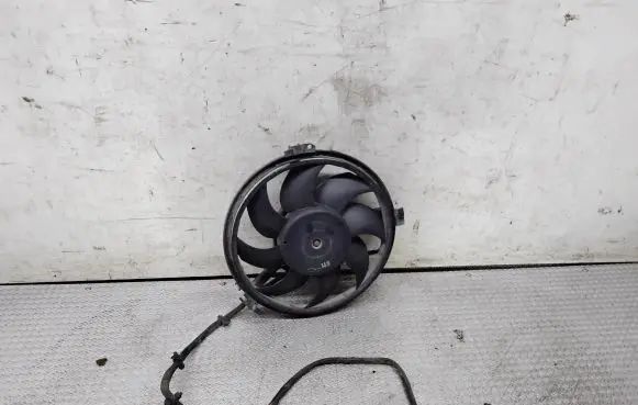 Audi A8 S8 D2 4D Electric radiator cooling fan