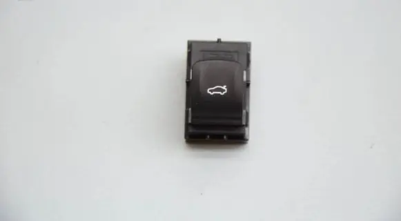BMW X5 G05 Tailgate/boot open switch button 9327029