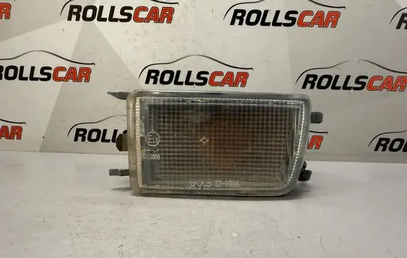 Volkswagen Golf III Front indicator light 121604B 010393