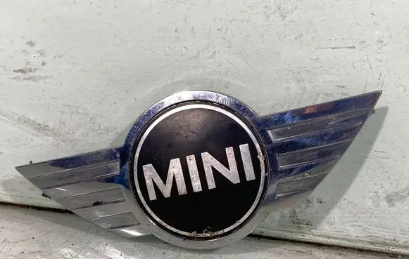 Mini One - Cooper Coupe R56 Manufacturer badge logo/emblem 7026184