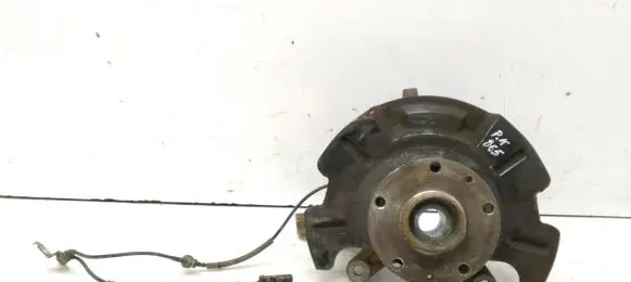 Suzuki SX4 S-Cross Front wheel hub spindle knuckle