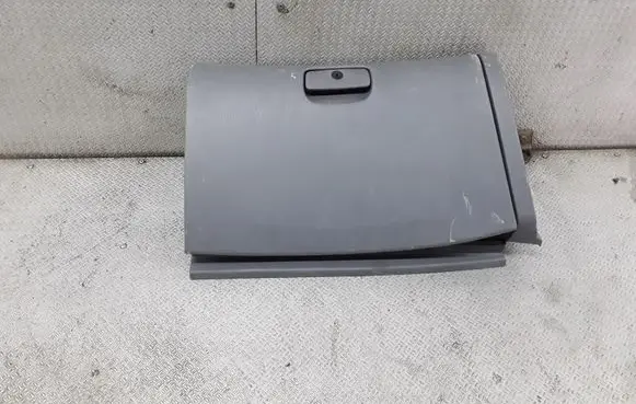 KIA Magentis Glove box 8476138000