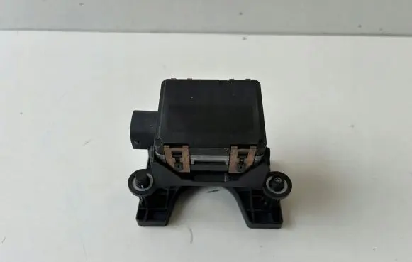 Volkswagen PASSAT B8 Distronic sensor radar 3Q0907550B
