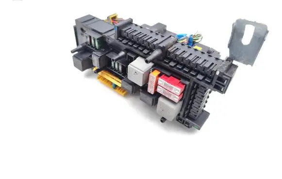 BMW 1 F20 F21 Fuse module 2045453901 2044422400 2045456132