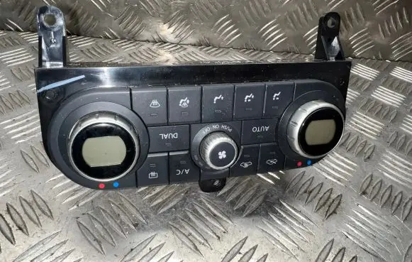 Nissan Qashqai Climate control unit 27500JD45A A02000A7706000