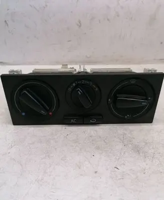 Volkswagen Golf IV Climate control unit 1J0820045F