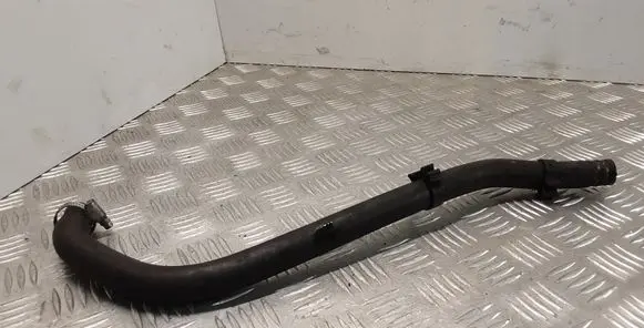 Volkswagen Touareg I Engine coolant pipe/hose