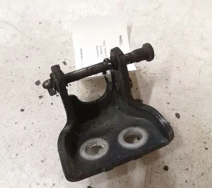 Peugeot 508 Front door lower hinge