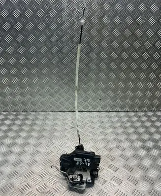 Audi A6 S6 C5 4B Front door lock 4B1837016G