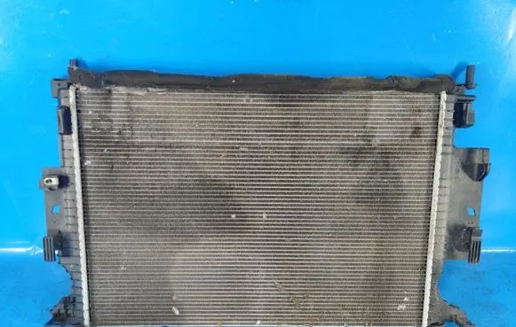 Ford Escape III Coolant radiator EJ7Z8005C