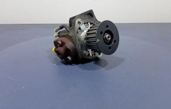Mazda MX-5 NC Miata Fuel injection high pressure pump RF7J13800B