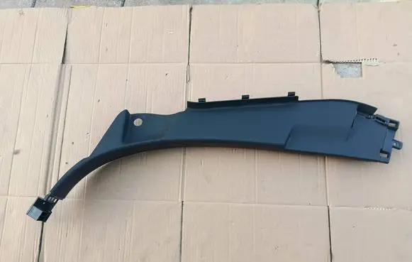 Citroen C4 II Picasso (C) pillar trim 9677728077