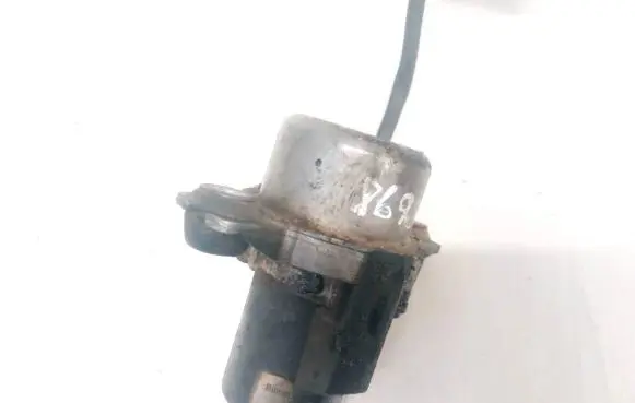 Subaru B9 Tribeca Vacuum pump 26110xa00a 00921700