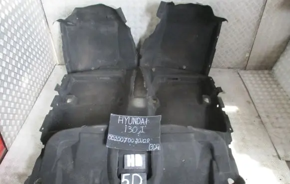 Hyundai i30 Front floor carpet liner 