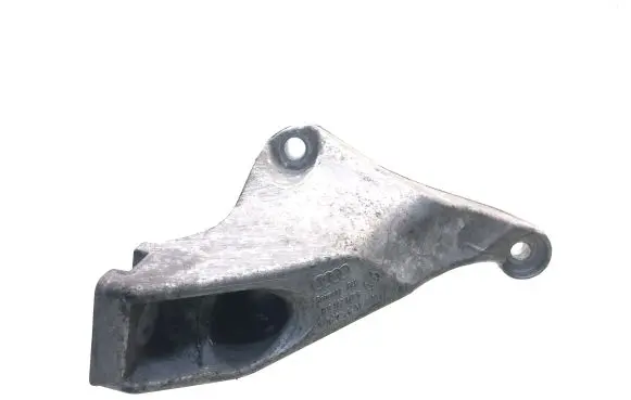 Audi A4 S4 B7 8E 8H Engine mounting bracket 8E0199307S