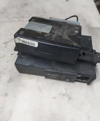Renault Espace - Grand espace IV Radio/CD/DVD/GPS head unit 8200205833