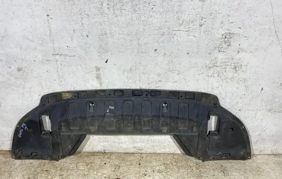 Mitsubishi Outlander Front bumper skid plate/under tray 