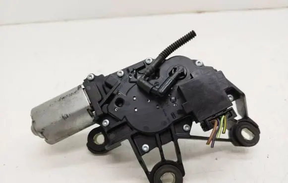 Audi A6 S6 C5 4B Rear window wiper motor 0390201592