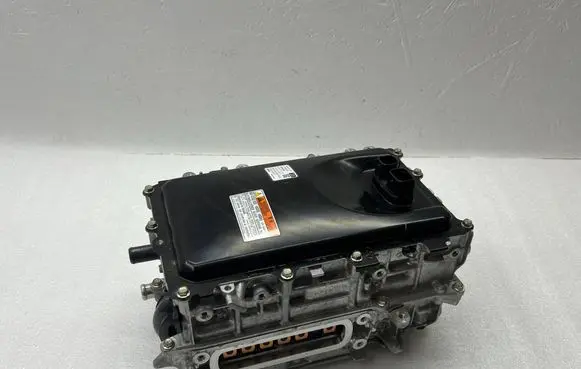 Toyota Yaris Cross Voltage converter inverter G920052330