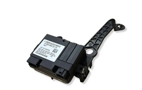 Mercedes-Benz E AMG W213 Fuel injection pump control unit/module A0009002414 A0009013806 A2C90180514