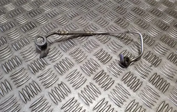 Peugeot Boxer Turbo turbocharger oiling pipe/hose 9807703680