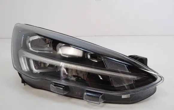 Ford Focus Headlight/headlamp JX7B13E014CE