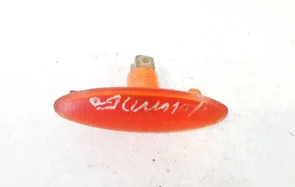 Ford Mondeo MK II Front fender indicator light 95gg13k309aa