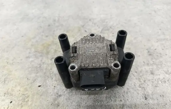 Seat Toledo II (1M) High voltage ignition coil 032905106B
