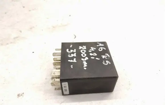 Audi A6 S6 C5 4B Cruise control relay 4B0907487H 61339416E