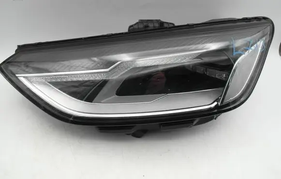Audi A4 S4 B9 8W Headlight/headlamp 8W0941011 030111723100