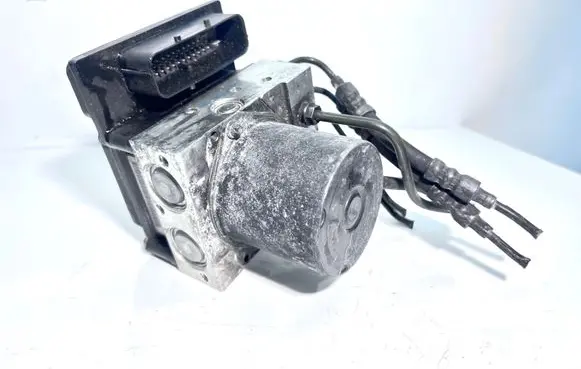BMW 5 E60 E61 ABS Pump 6768646 6768648 34516768646