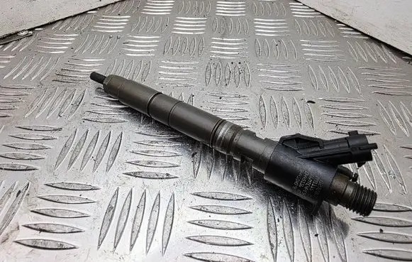 Fuel injector