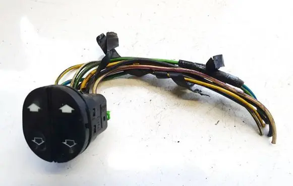 Ford Fiesta Electric window control switch k808x 03153300