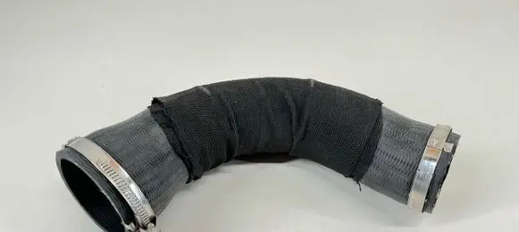 Porsche Cayenne (9Y0 9Y3) Air intake hose/pipe 4M0145737 4M0145737AS