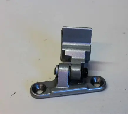BMW 5 F10 F11 Front door upper hinge 7185617