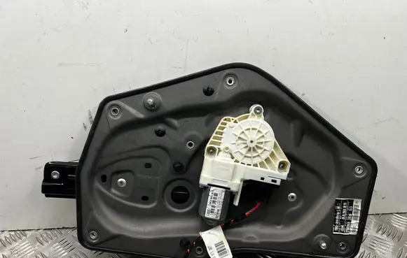Skoda Superb B6 (3T) Rear door window regulator with motor 3T5839401 120341 8K0959811