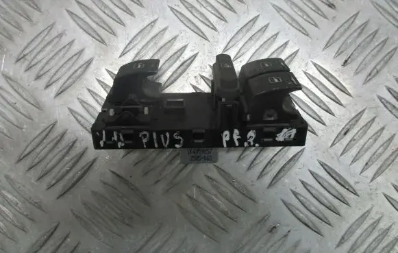 Volkswagen Golf Plus Electric window control switch
