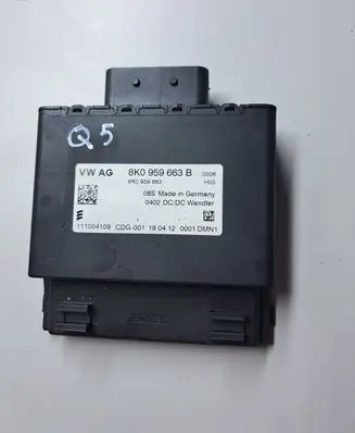 Audi Q5 SQ5 Voltage converter/converter module 8K0959663B 8K0959663