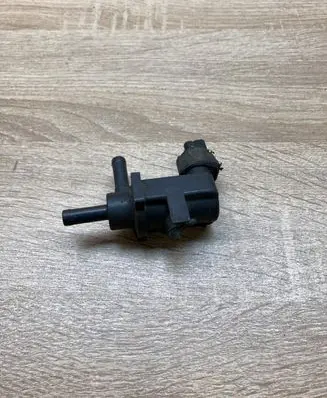Toyota Prius (XW20) Vacuum valve 9091012259 1362002771