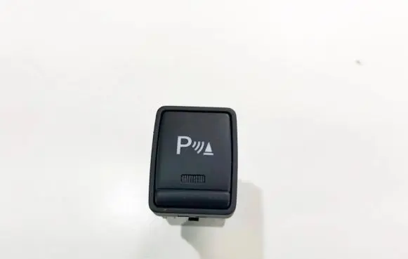 Nissan Qashqai Parking (PDC) sensor switch 