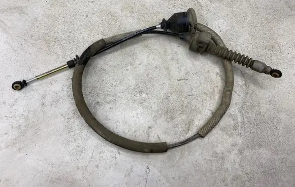 Gear shift cable linkage
