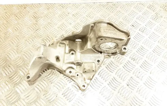 Volvo XC60 Generator/alternator bracket 31480996