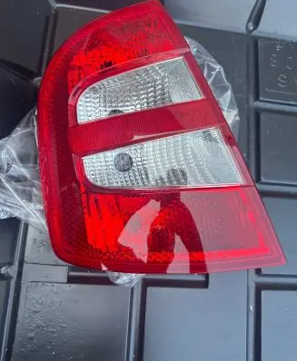 Skoda Fabia Mk1 (6Y) Rear/tail lights 6Y6945095D 6Y6945111C 6SUX13405AA